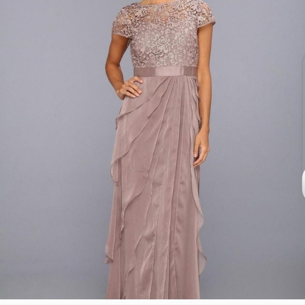 Adrianna Papell Elegant  Chiffon Lace Tiered Evening Gown Buff Size 16 NWT
